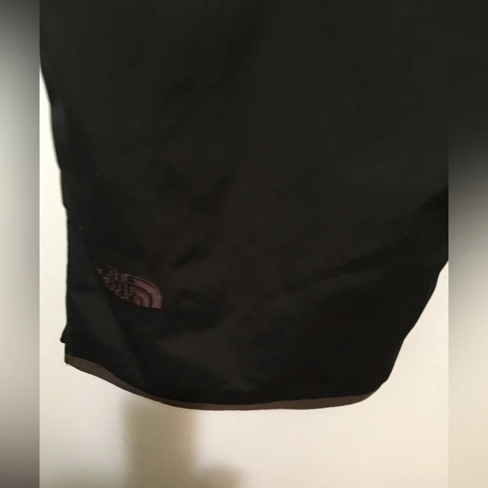 44.The North Face Monte Cryptic Cargo Pants